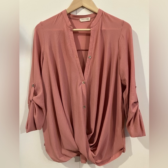 Twenty Second 22nd Salmon colored blouse M - Picture 1 of 4